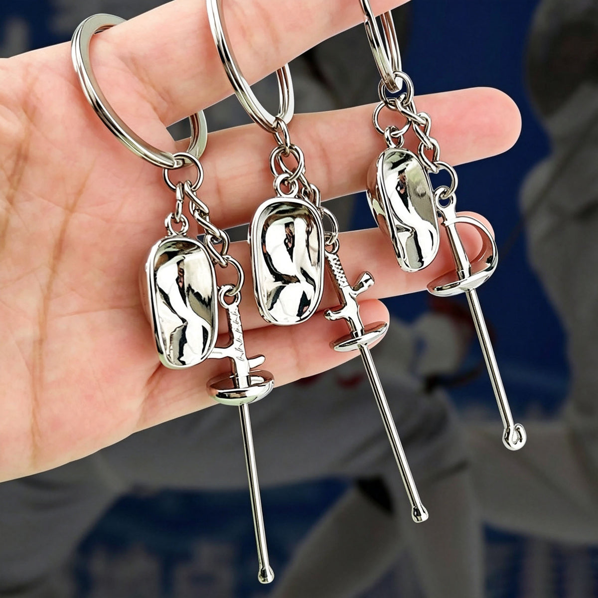 LEONARK Fencing Keychain Souvenir Present for Fencing Sport Fans Gifts for Fencer (Silver)