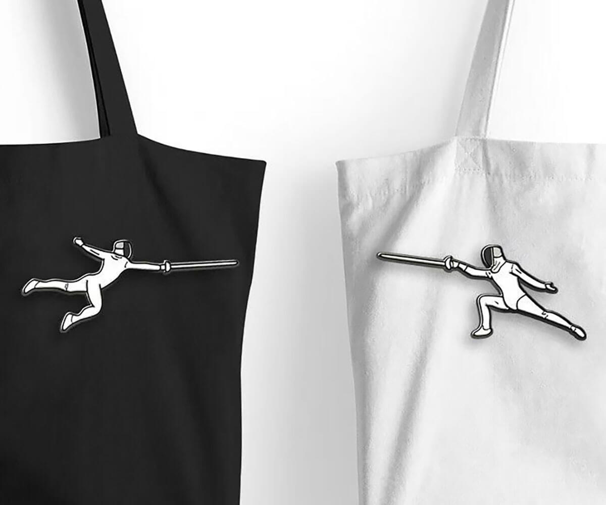 LEONARK Fencing Brooch Breastpin Ornament Decorative Buckle - Gift Present for Saber Epee and Foil Fencer - Souvenir for Fencing Sport Fans
